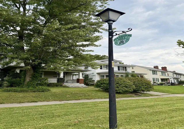 Photo 3 of Sale Pending at 320 S Cornell Cir, Fort Wayne, IN 46807 | MLS# 202637436 | Listing updated on 2026-09-15