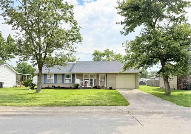 Manufactured home for sale at 122 Selkirk Ln, Decatur, IN 46733 | MLS# 202637441
