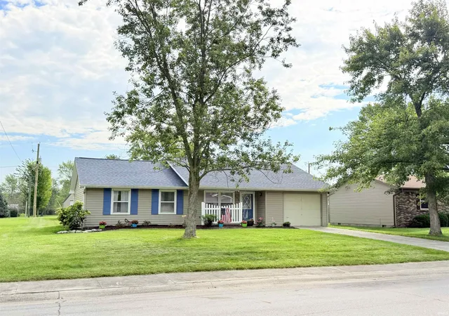 Photo 2 of Manufactured home for sale at 122 Selkirk Ln, Decatur, IN 46733 | MLS# 202637441 | Listing updated on 2026-09-15