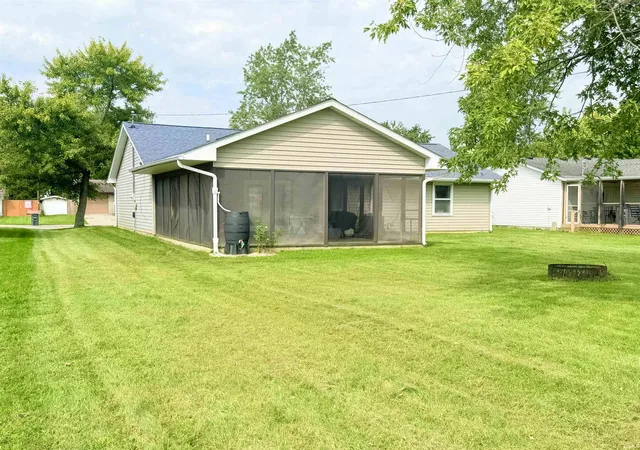 Photo 4 of Manufactured home for sale at 122 Selkirk Ln, Decatur, IN 46733 | MLS# 202637441 | Listing updated on 2026-09-15