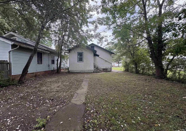 Photo 3 of Manufactured home for sale at 840 Jackson Ave, Evansville, IN 47713 | MLS# 202637442 | Listing updated on 2026-09-10