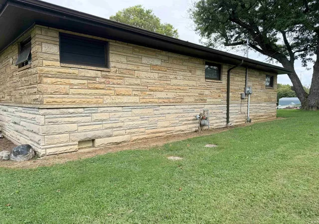 Photo 4 of Manufactured home for sale at 6113 S Jay St, Marion, IN 46953 | MLS# 202637446 | Listing updated on 2026-09-11