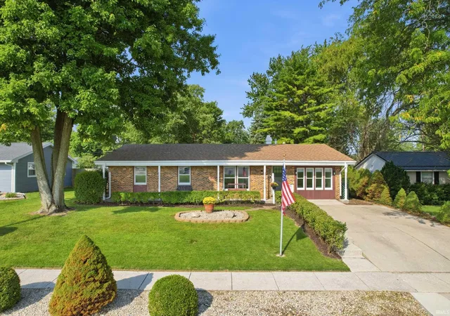 Photo 2 of Manufactured home for sale at 1414 Scots Ln, New Haven, IN 46774 | MLS# 202637452 | Listing updated on 2026-10-06