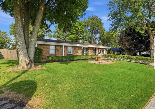Photo 3 of Manufactured home for sale at 1414 Scots Ln, New Haven, IN 46774 | MLS# 202637452 | Listing updated on 2026-10-06