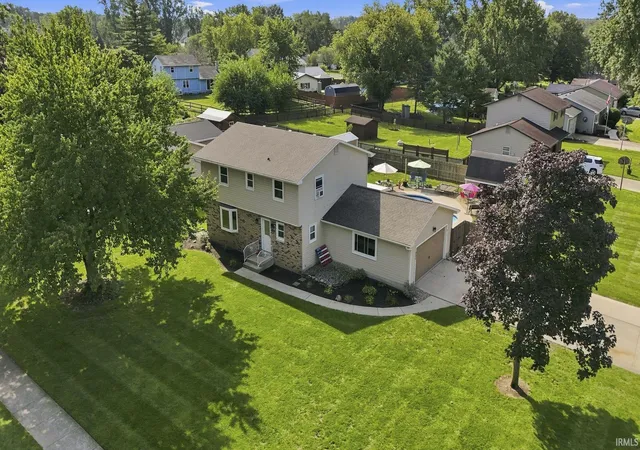 Photo 1 of Manufactured home for sale at 1833 Apollo Dr, Huntertown, IN 46748 | MLS# 202637457 | Listing updated on 2026-10-04