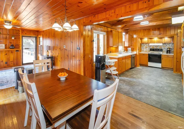 Photo 4 of Manufactured home for sale at 3317 Bayard Park Dr, Evansville, IN 47714 | MLS# 202637462 | Listing updated on 2026-09-11