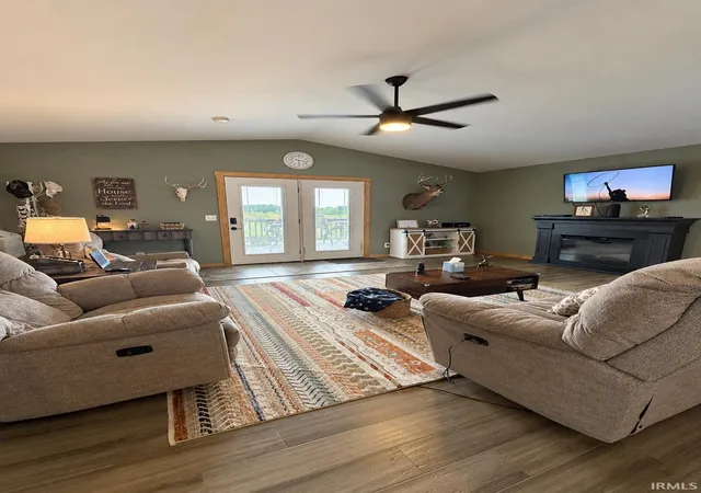 Photo 1 of Manufactured home for sale at 3338 W County Rd 25 N, Petersburg, IN 47567 | MLS# 202637463 | Listing updated on 2026-09-14