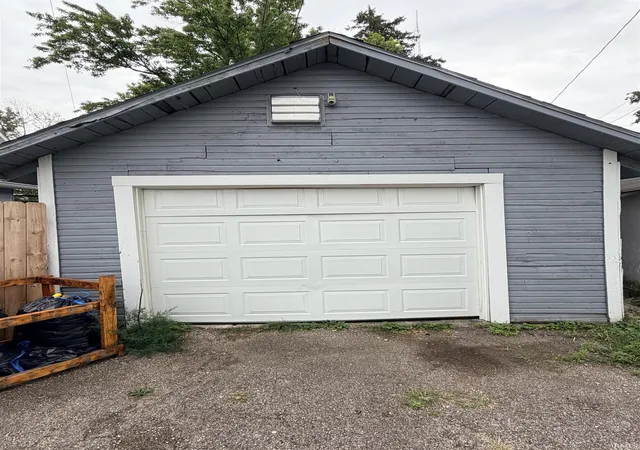 Photo 2 of Manufactured home for sale at 112 N Jefferson St, Peru, IN 46970 | MLS# 202637473 | Listing updated on 2026-09-11