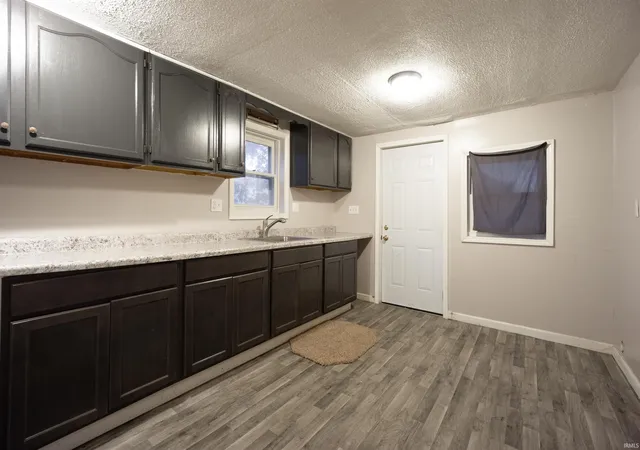 Photo 4 of Manufactured home for sale at 533 E Bradford St, Marion, IN 46952 | MLS# 202637476 | Listing updated on 2026-09-11