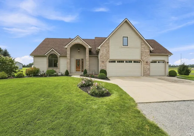 Photo 1 of Sale Pending at 6620 Hoagland Rd, Hoagland, IN 46745 | MLS# 202637478 | Listing updated on 2026-09-15