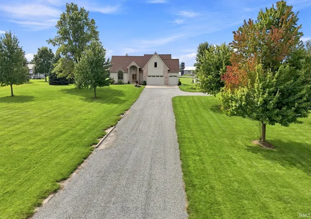 Photo 3 of Sale Pending at 6620 Hoagland Rd, Hoagland, IN 46745 | MLS# 202637478 | Listing updated on 2026-09-15