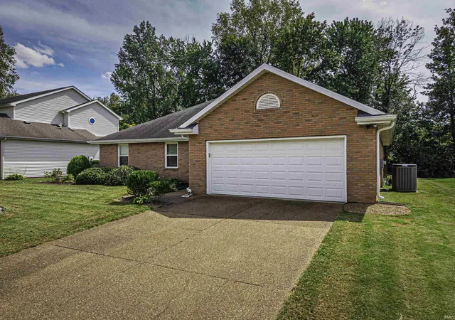 Photo 2 of Manufactured home for sale at 1512 Brixton Rd, Evansville, IN 47710 | MLS# 202637481 | Listing updated on 2026-10-06