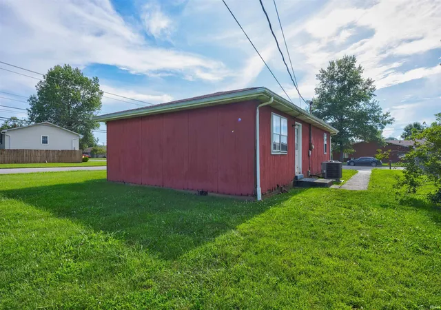 Photo 3 of Manufactured home for sale at 2102 Tell St, Tell City, IN 47586 | MLS# 202637482 | Listing updated on 2026-09-11