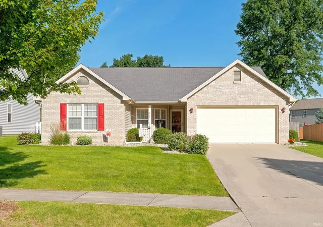 Photo 1 of Sale Pending at 310 Caperiole Pl, Fort Wayne, IN 46825 | MLS# 202637485 | Listing updated on 2026-09-15