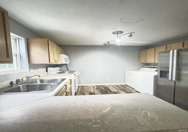Photo 4 of Manufactured home for sale at 9808 Cayes Dr, Evansville, IN 47725 | MLS# 202637491 | Listing updated on 2026-09-11