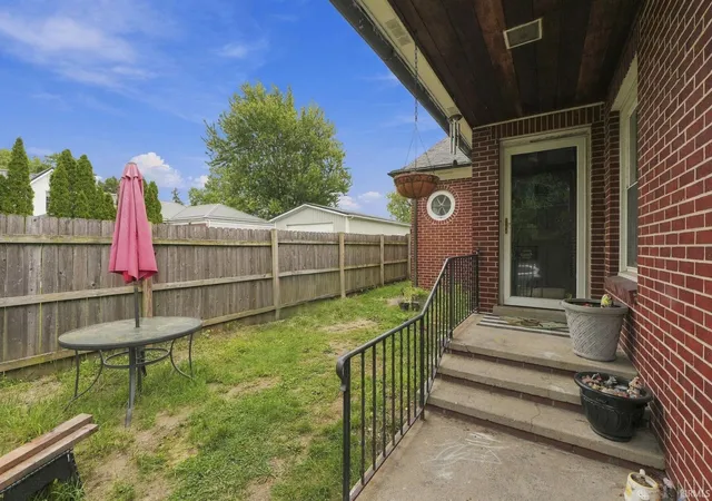 Photo 3 of Manufactured home for sale at 804 E Diamond St, Kendallville, IN 46755 | MLS# 202637496 | Listing updated on 2026-09-15