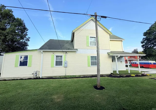 Photo 4 of Manufactured home for sale at 310 E Adams St, Fairmount, IN 46928 | MLS# 202637500 | Listing updated on 2026-09-28
