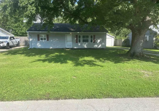 Manufactured home for sale at 1924 S Gilman Ave, Muncie, IN 47302 | MLS# 202637501