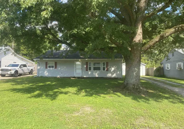 Photo 2 of Manufactured home for sale at 1924 S Gilman Ave, Muncie, IN 47302 | MLS# 202637501 | Listing updated on 2026-09-16