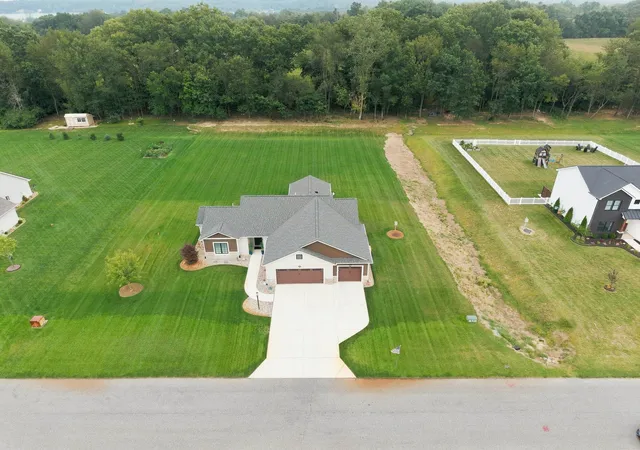 Photo 4 of Manufactured home for sale at 100 Dolby Way, Angola, IN 46703 | MLS# 202637517 | Listing updated on 2026-09-14