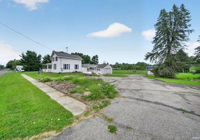 Photo 3 of Manufactured home for sale at 51374 County Rd 35, Bristol, IN 46507 | MLS# 202637520 | Listing updated on 2026-09-11