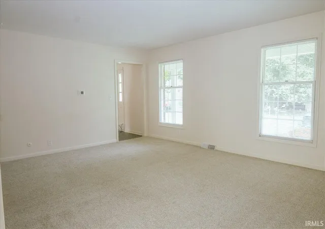 Photo 4 of Manufactured home for sale at 7577 Nottingham Dr, Newburgh, IN 47630 | MLS# 202637526 | Listing updated on 2026-09-11