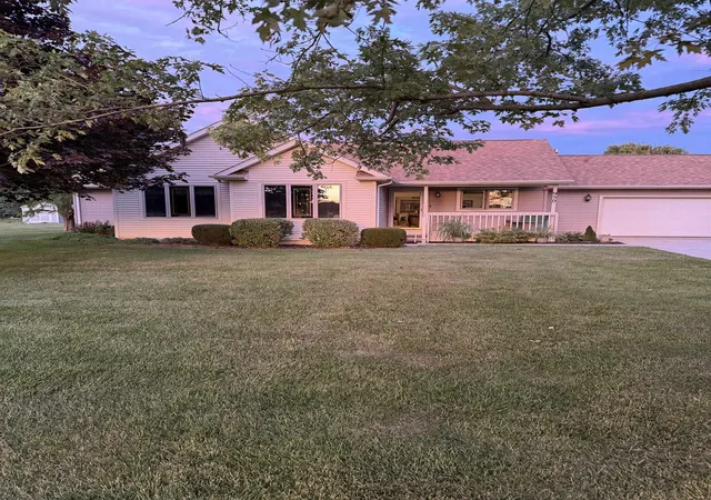 Photo 1 of Manufactured home for sale at 950 N 100 East Rd, Angola, IN 46703 | MLS# 202637533 | Listing updated on 2026-09-16