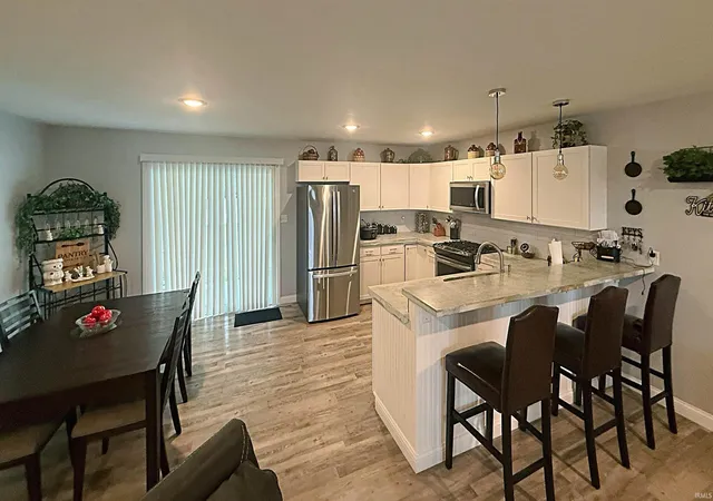 Photo 4 of Manufactured home for sale at 907 Longfellow Dr, Washington, IN 47501 | MLS# 202637538 | Listing updated on 2026-09-11