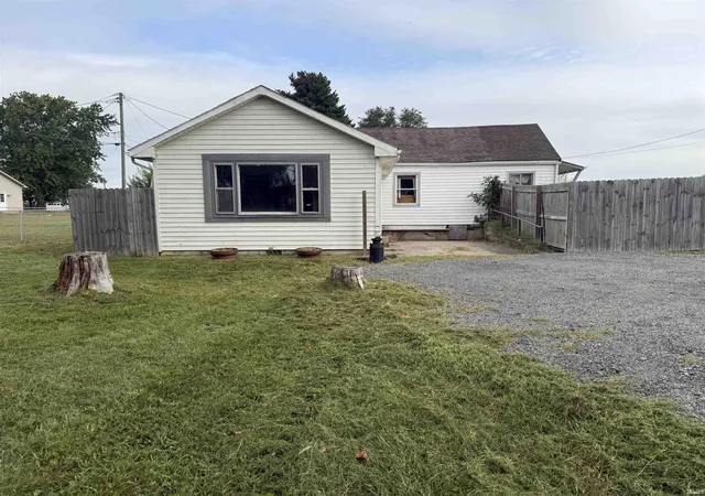 Photo 1 of Manufactured home for sale at 8746 W Us Hwy 40, Knightstown, IN 46148 | MLS# 202637542 | Listing updated on 2026-09-11