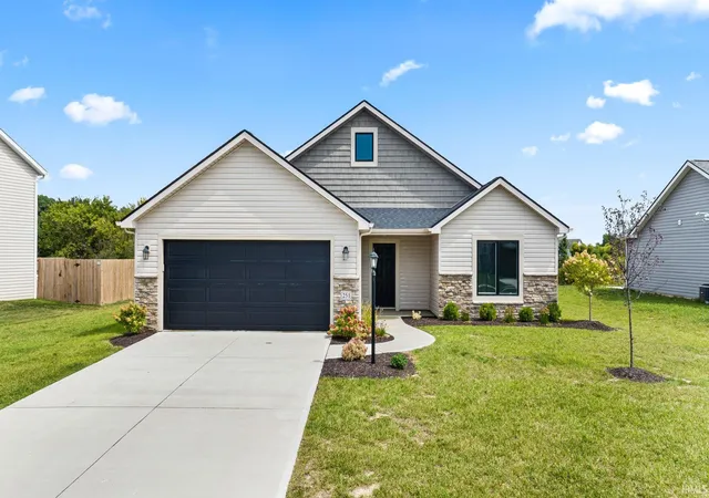 Photo 1 of Sale Pending at 251 W Longfellow Blvd, Columbia City, IN 46725 | MLS# 202637551 | Listing updated on 2026-09-14
