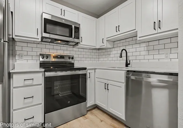 Photo 3 of Condo for sale at 1801 Irish Way, South Bend, IN 46637 | MLS# 202637571 | Listing updated on 2026-09-11