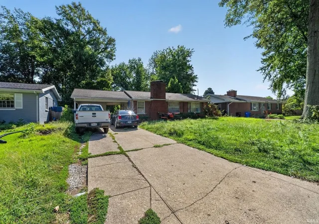 Photo 2 of Manufactured home for sale at 5722 Garden Valley Rd, Newburgh, IN 47630 | MLS# 202637575 | Listing updated on 2026-09-11