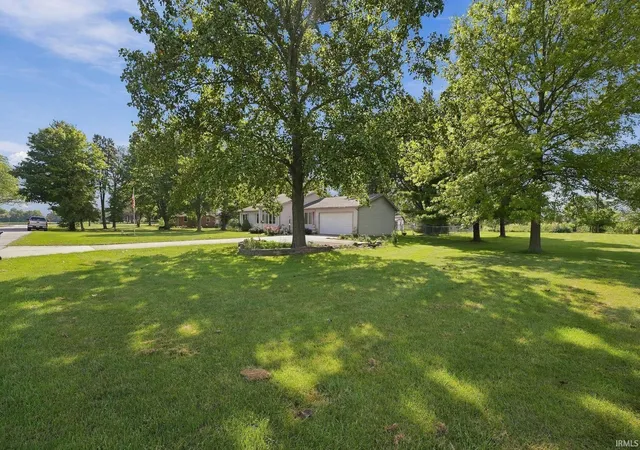 Photo 3 of Sale Pending at 111 Orchard Dr, Auburn, IN 46706 | MLS# 202637583 | Listing updated on 2026-09-14
