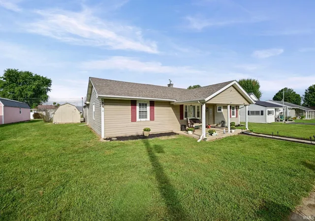 Manufactured home for sale at 559 N Union St, Russiaville, IN 46979 | MLS# 202637584