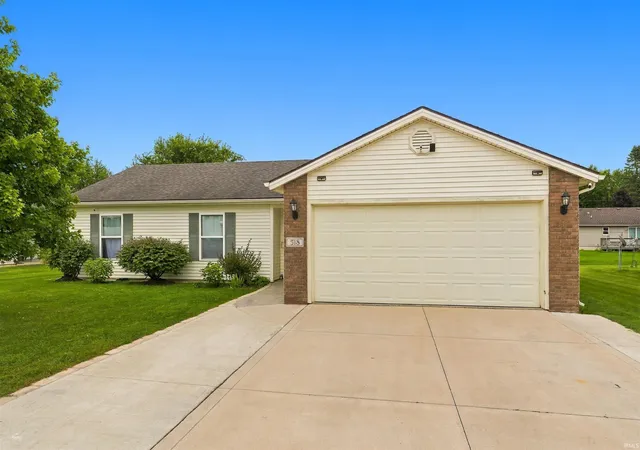 Photo 2 of Sale Pending at 518 Kathryns Ct, Kendallville, IN 46755 | MLS# 202637585 | Listing updated on 2026-09-13
