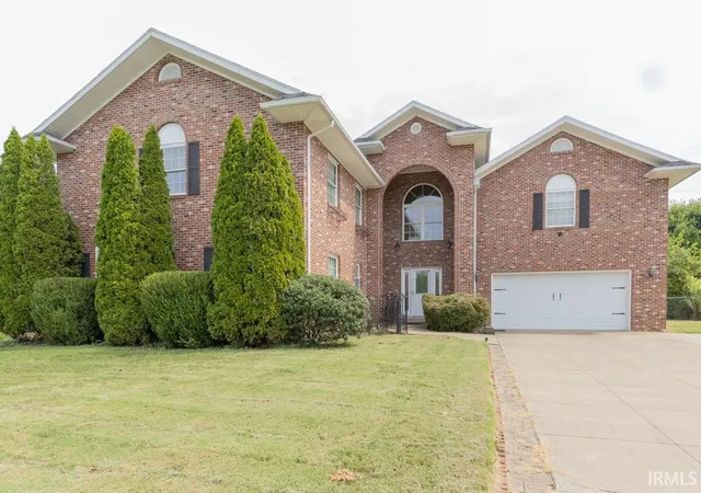 Photo 1 of Sale Pending at 4344 Pine Dr, Newburgh, IN 47630 | MLS# 202637588 | Listing updated on 2026-10-26