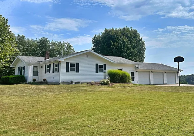 Photo 1 of Sale Pending at 10112 Us Hwy 231, Loogootee, IN 47553 | MLS# 202637592 | Listing updated on 2026-09-15