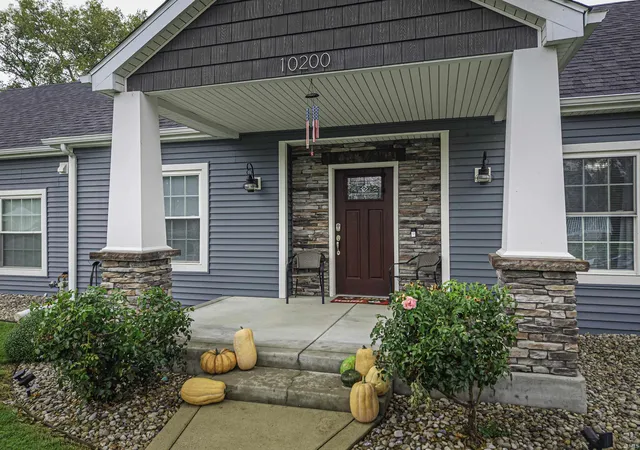 Photo 2 of Manufactured home for sale at 10200 Kimberly Ln, Newburgh, IN 47630 | MLS# 202637597 | Listing updated on 2026-09-13