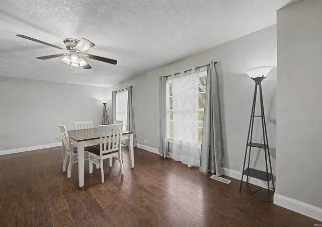 Photo 3 of Manufactured home for sale at 10200 Kimberly Ln, Newburgh, IN 47630 | MLS# 202637597 | Listing updated on 2026-09-13