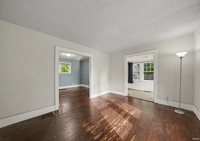 Photo 3 of Manufactured home for sale at 2201 High St, South Bend, IN 46613 | MLS# 202637604 | Listing updated on 2026-09-11
