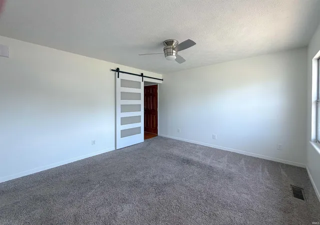 Photo 2 of Manufactured home for sale at 1728 Teasdale Ln, Kokomo, IN 46902 | MLS# 202637608 | Listing updated on 2026-09-11