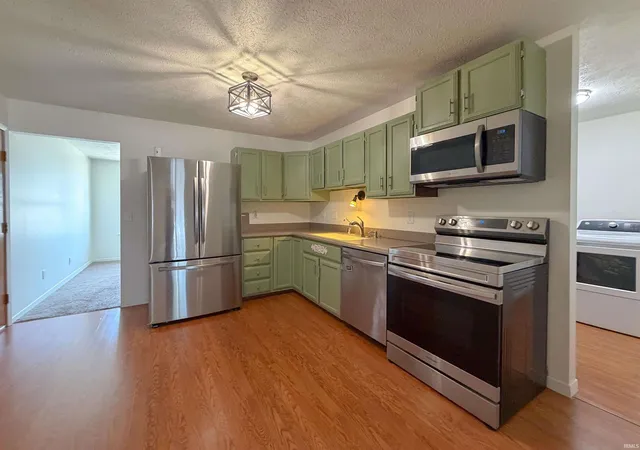 Photo 4 of Manufactured home for sale at 1728 Teasdale Ln, Kokomo, IN 46902 | MLS# 202637608 | Listing updated on 2026-09-11