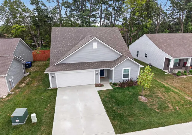 Photo 2 of Manufactured home for sale at 3248 Sand Walk Dr, Kokomo, IN 46902 | MLS# 202637609 | Listing updated on 2026-09-11
