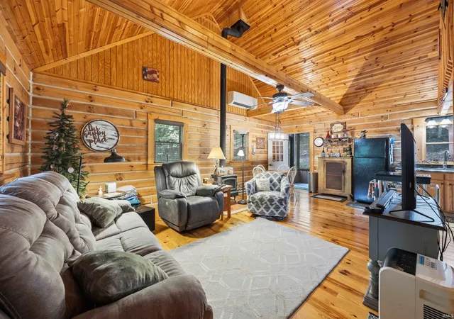 Photo 2 of Manufactured home for sale at 3354 Bluff Rd, Birdseye, IN 47513 | MLS# 202637619 | Listing updated on 2026-09-11