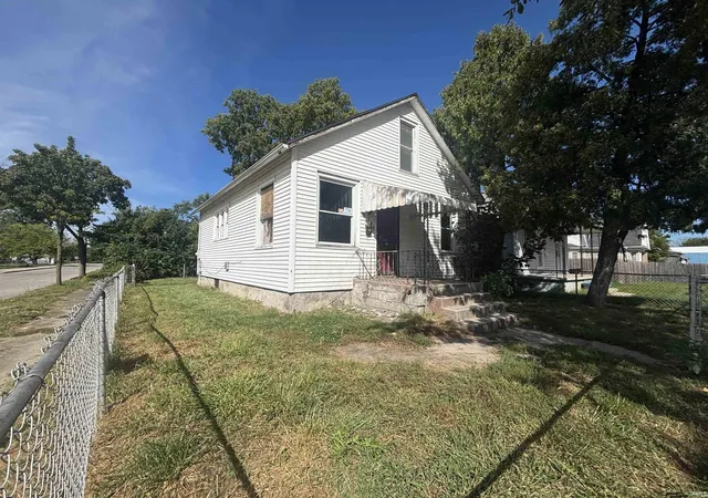 Photo 2 of Manufactured home for sale at 2344 Oliver St, Fort Wayne, IN 46803 | MLS# 202637631 | Listing updated on 2026-09-11
