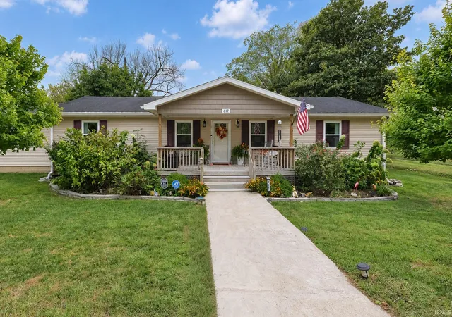 Photo 1 of Sale Pending at 617 E Poplar St, Boonville, IN 47601 | MLS# 202637632 | Listing updated on 2026-09-14