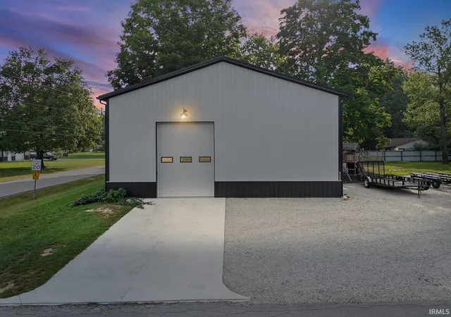Photo 1 of Manufactured home for sale at 10801 N Lower Lake Shore Dr, Monticello, IN 47960 | MLS# 202637637 | Listing updated on 2026-09-11