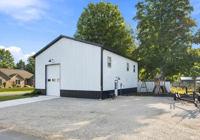 Photo 2 of Manufactured home for sale at 10801 N Lower Lake Shore Dr, Monticello, IN 47960 | MLS# 202637637 | Listing updated on 2026-09-11