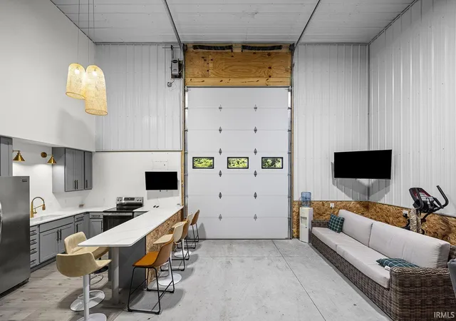 Photo 3 of Manufactured home for sale at 10801 N Lower Lake Shore Dr, Monticello, IN 47960 | MLS# 202637637 | Listing updated on 2026-09-11
