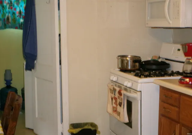 Photo 3 of Manufactured home for sale at 332 Monroe Ave, Peru, IN 46970 | MLS# 202637638 | Listing updated on 2026-09-12